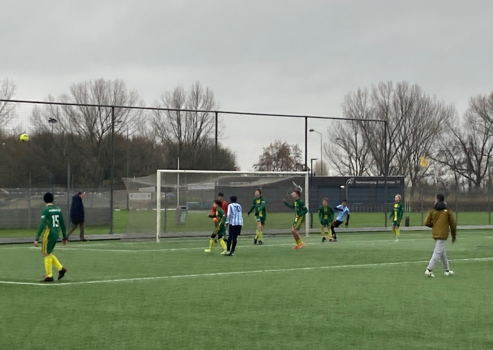 ‘Het kan verkeren’, de JO 15-2 wint met forse cijfers