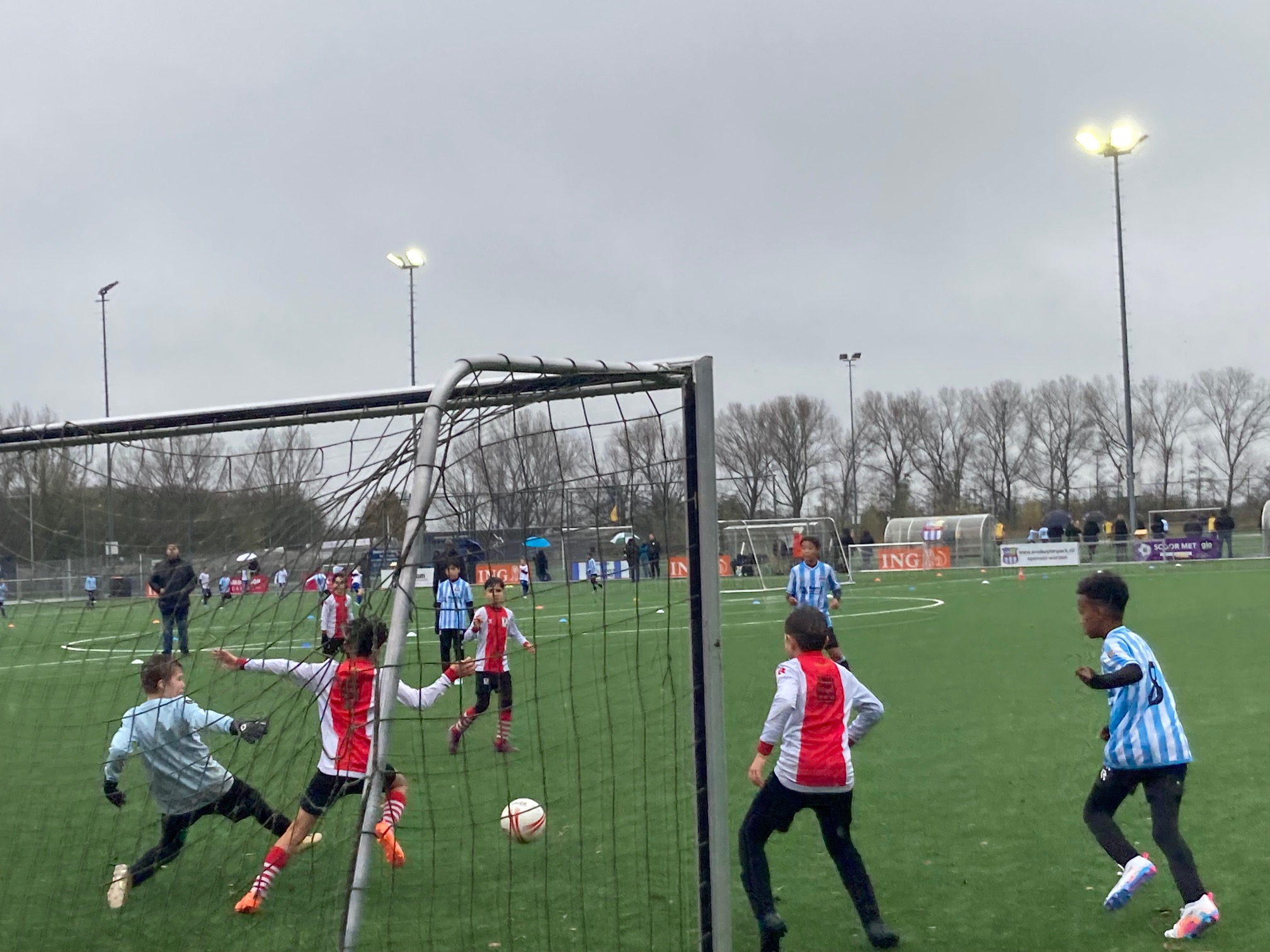 JO11-1 trekt aan het langste eind tegen RKAVV